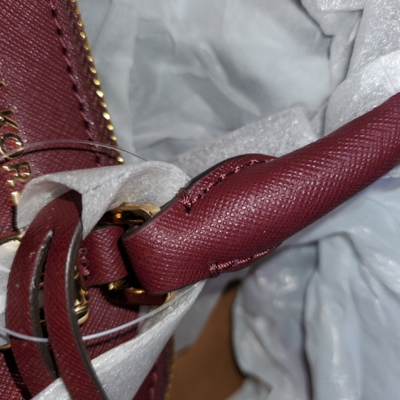 Giftables merlot Ciara crossbody Micheal Kors - Picture 8 of 9